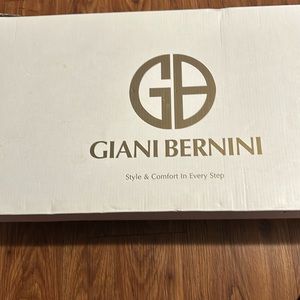 Giani Bernini tall boots with suede back